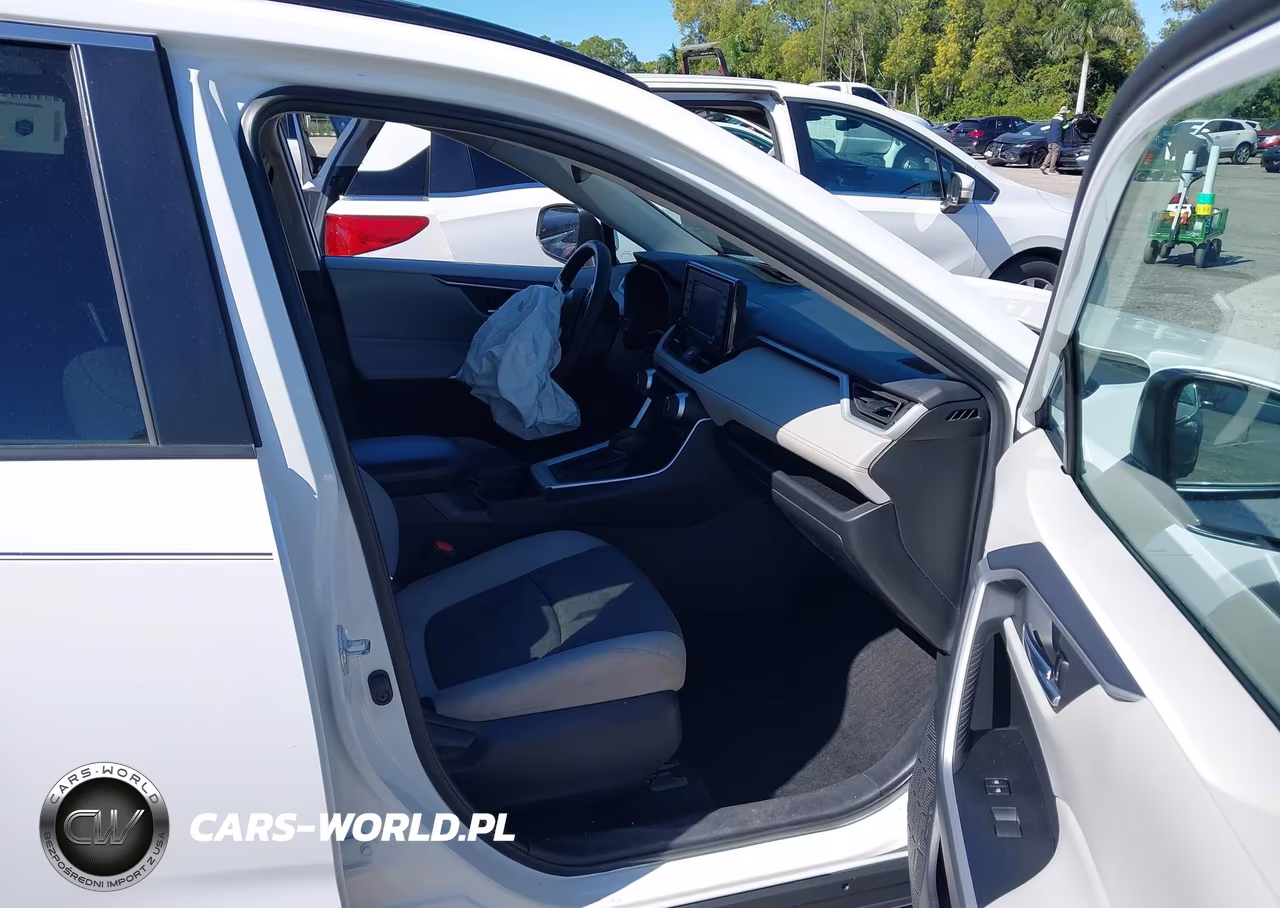 2021 Toyota Rav4 Xle VIN:2T3W1RFV2MC163587 - 5