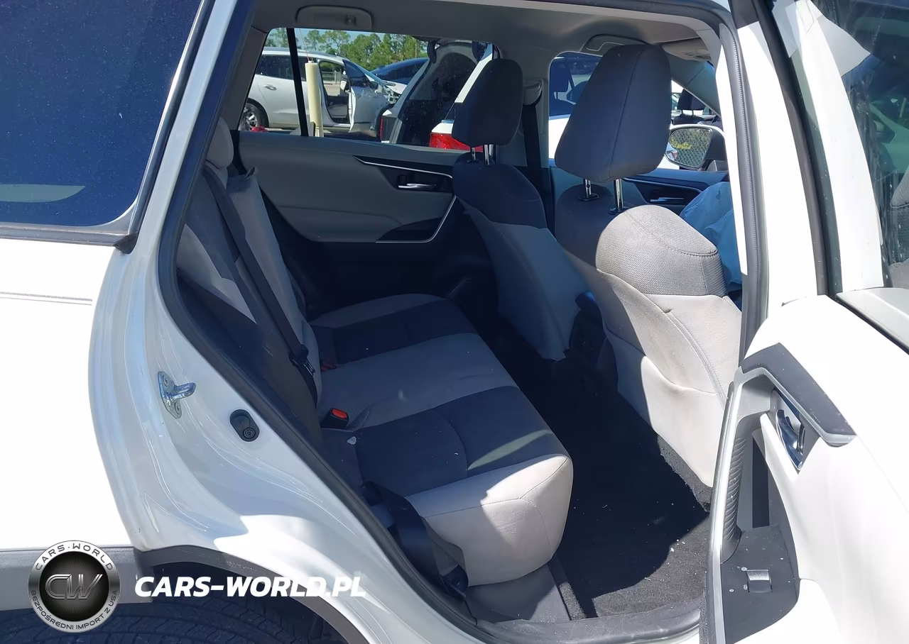 2021 Toyota Rav4 Xle VIN:2T3W1RFV2MC163587 - 8