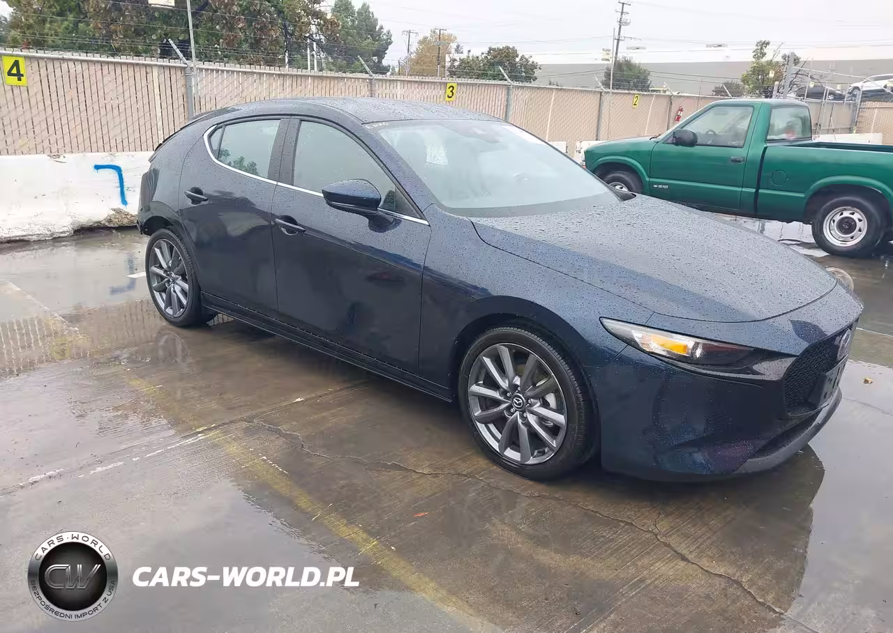 2021 Mazda Mazda3 Select