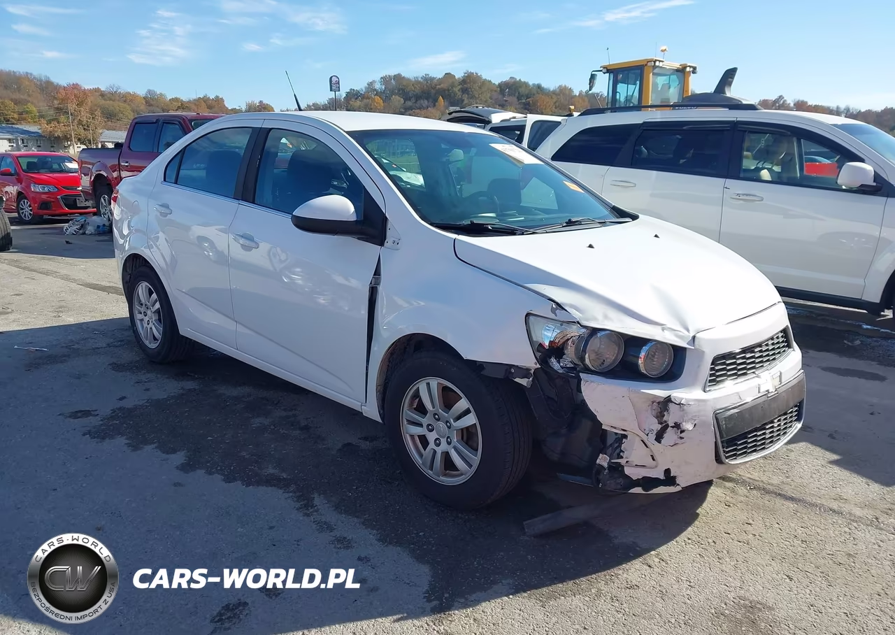 2013 Chevrolet Sonic Lt Auto – zdjęcie 1 z 16