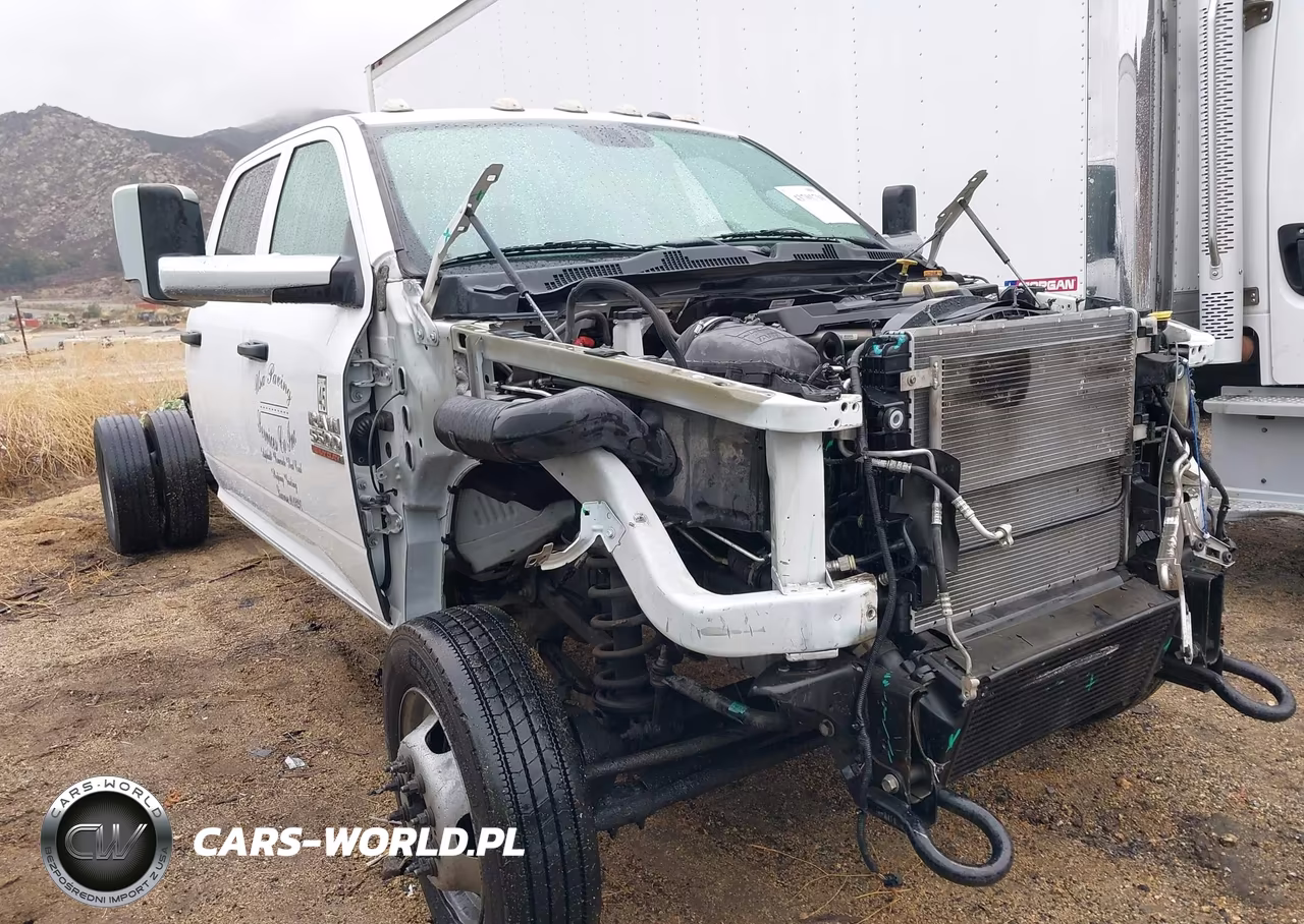 2018 Ram 5500 Chassis Tradesman-Slt-Laramie
