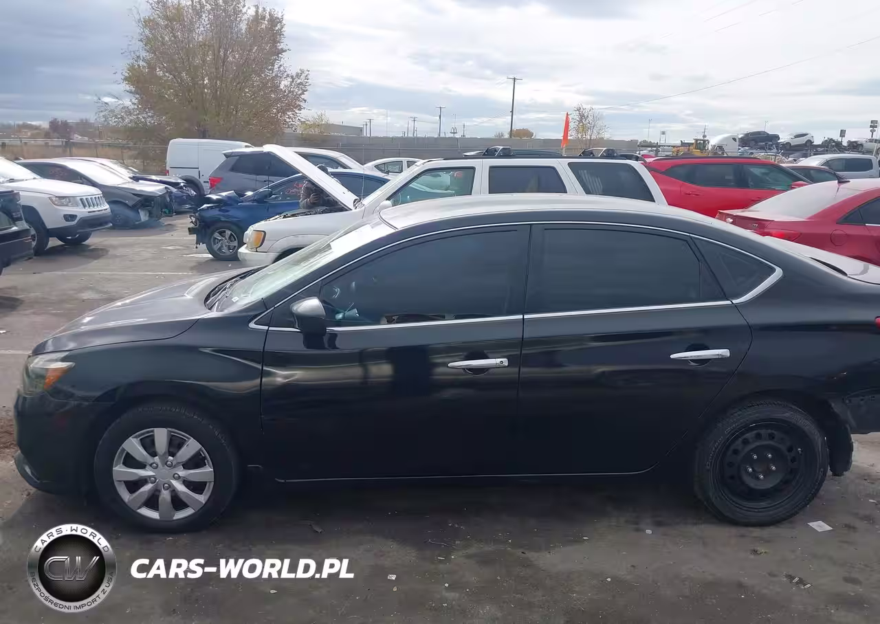 2016 Nissan Sentra S VIN:3N1AB7AP0GY266639 - 15