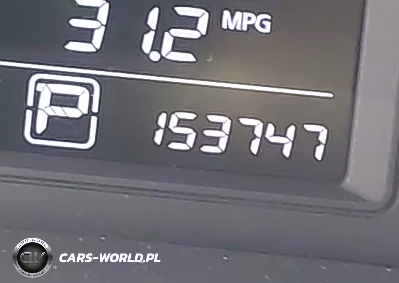 2016 Nissan Sentra S VIN:3N1AB7AP0GY266639 - 16