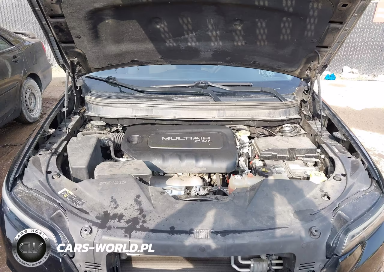 2019 Jeep Cherokee Latitude Fwd VIN:1C4PJLCB7KD149740 - 10