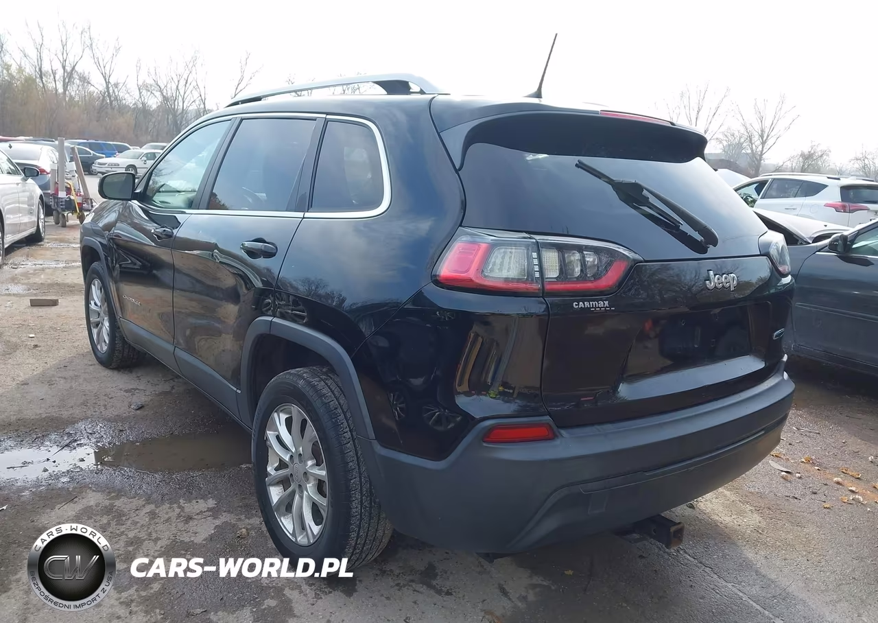 2019 Jeep Cherokee Latitude Fwd VIN:1C4PJLCB7KD149740 - 3