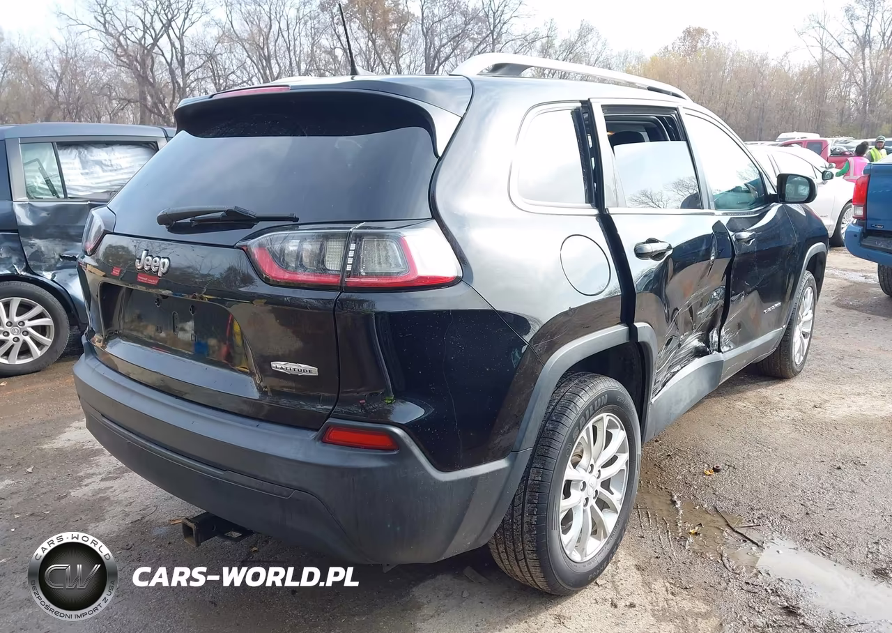 2019 Jeep Cherokee Latitude Fwd VIN:1C4PJLCB7KD149740 - 4