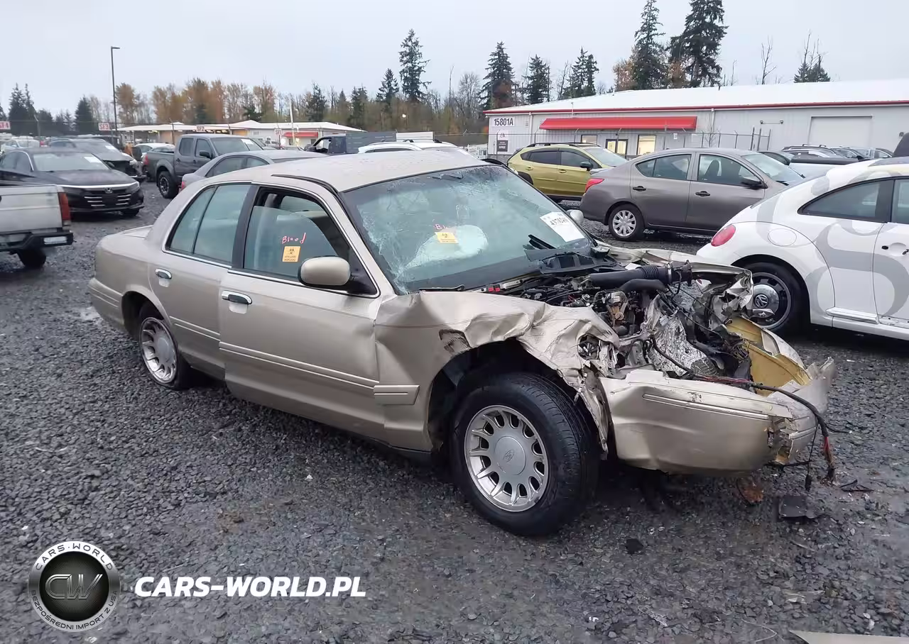 2000 Ford Crown Victoria Lx