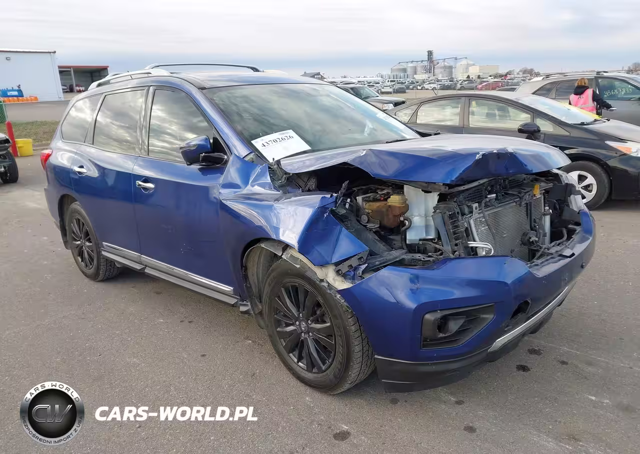 2018 Nissan Pathfinder Platinum