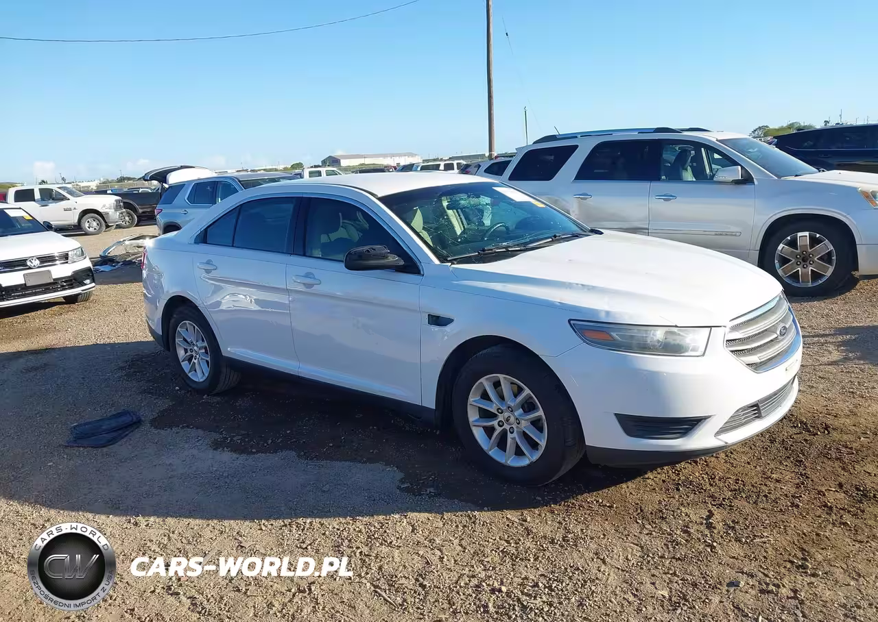 2014 Ford Taurus Se
