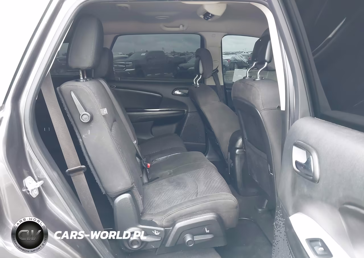 2019 Dodge Journey Se VIN:3C4PDCBB3KT835549 - 8