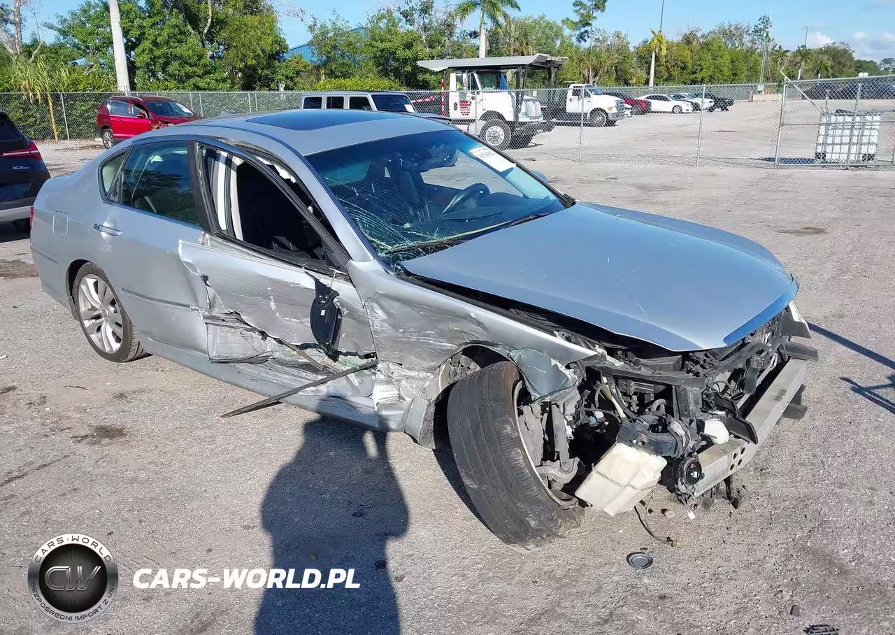 2010 Infiniti M35