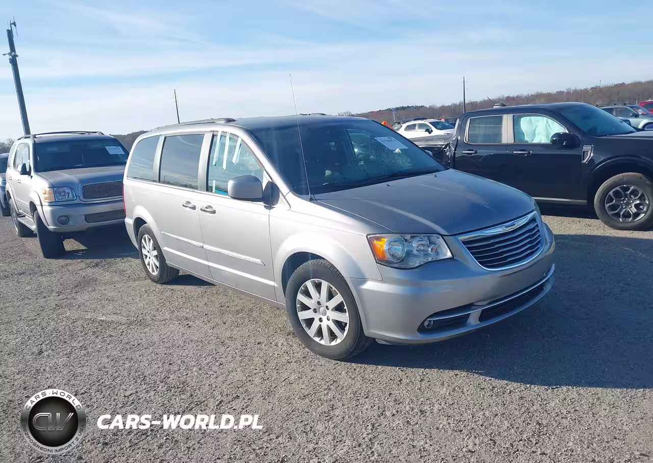 2015 Chrysler Town & Country Touring