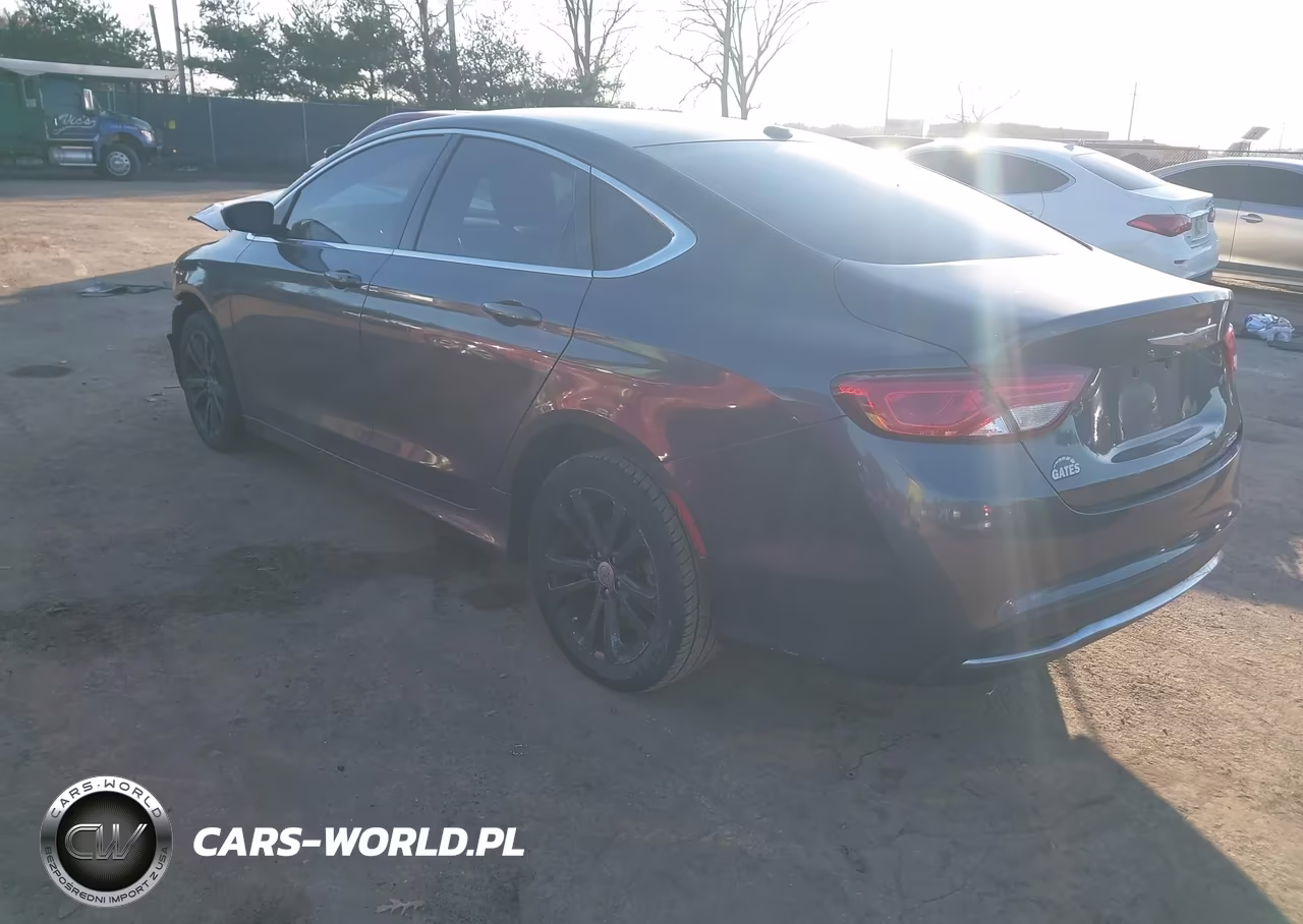 2015 Chrysler 200 Limited VIN:1C3CCCAB4FN751642 - 3