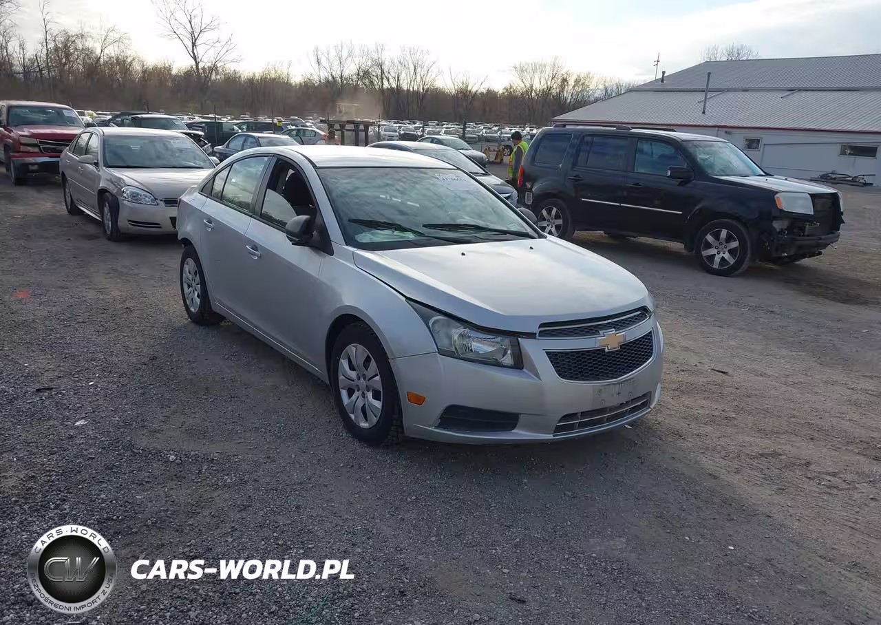 2013 Chevrolet Cruze Ls Auto
