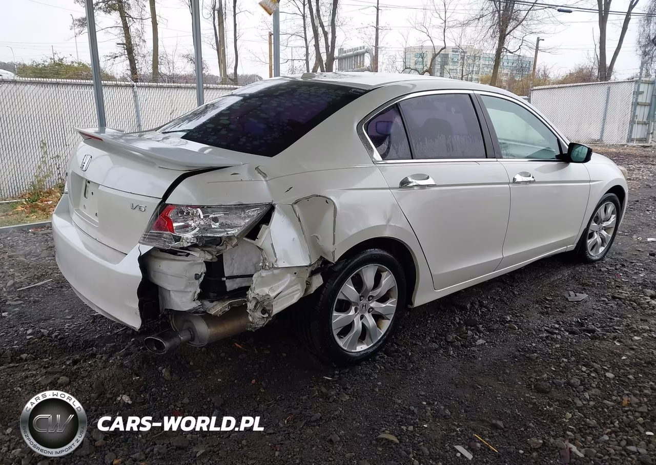 2010 Honda Accord 3.5 Ex-L VIN:1HGCP3F87AA030682 - 4