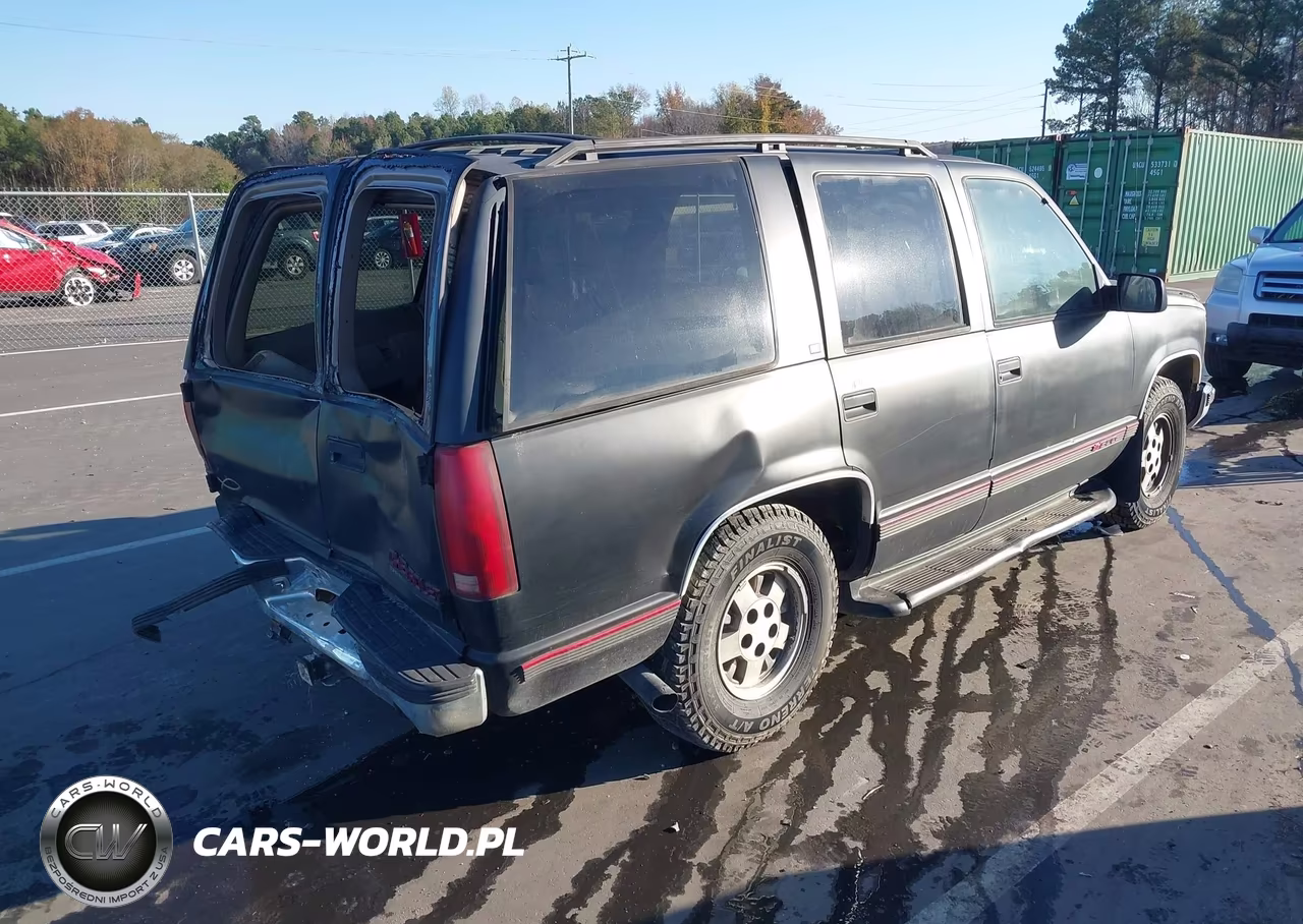 1995 Chevrolet Tahoe C1500 VIN:1GNEC13K3SJ403068 - 4