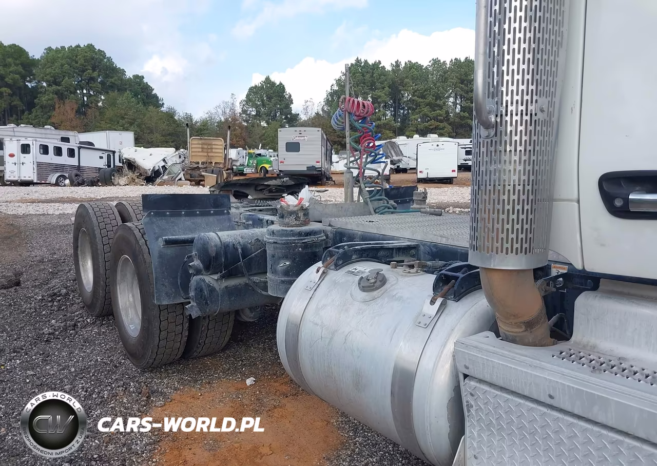 2020 Peterbilt 567 VIN:1XPCDP9X6LD708307 - 18