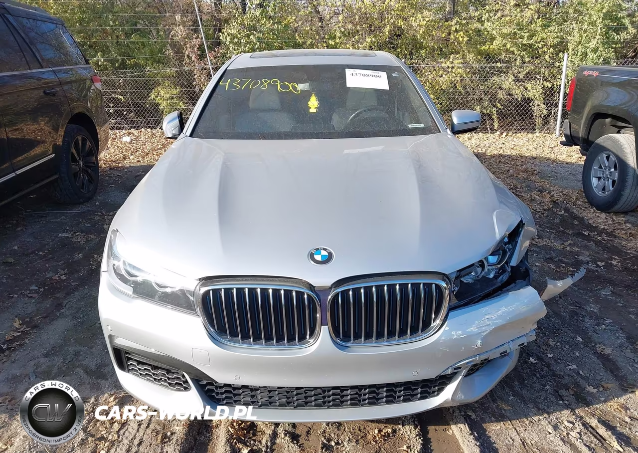 2018 BMW 740E xDrive Iperformance VIN:WBA7J2C5XJG938155 - 12