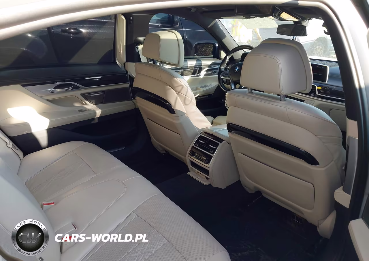 2018 BMW 740E xDrive Iperformance VIN:WBA7J2C5XJG938155 - 8