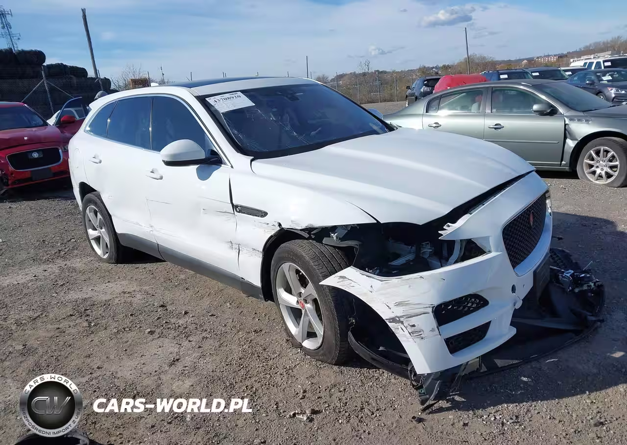 2019 Jaguar F-Pace 25T Premium