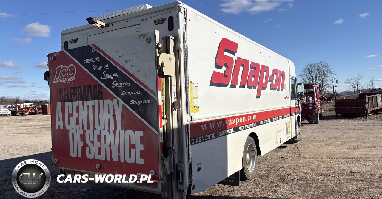 2020 Freightliner Mt55 VIN:4UZAARFC7LCLX4837 - 4