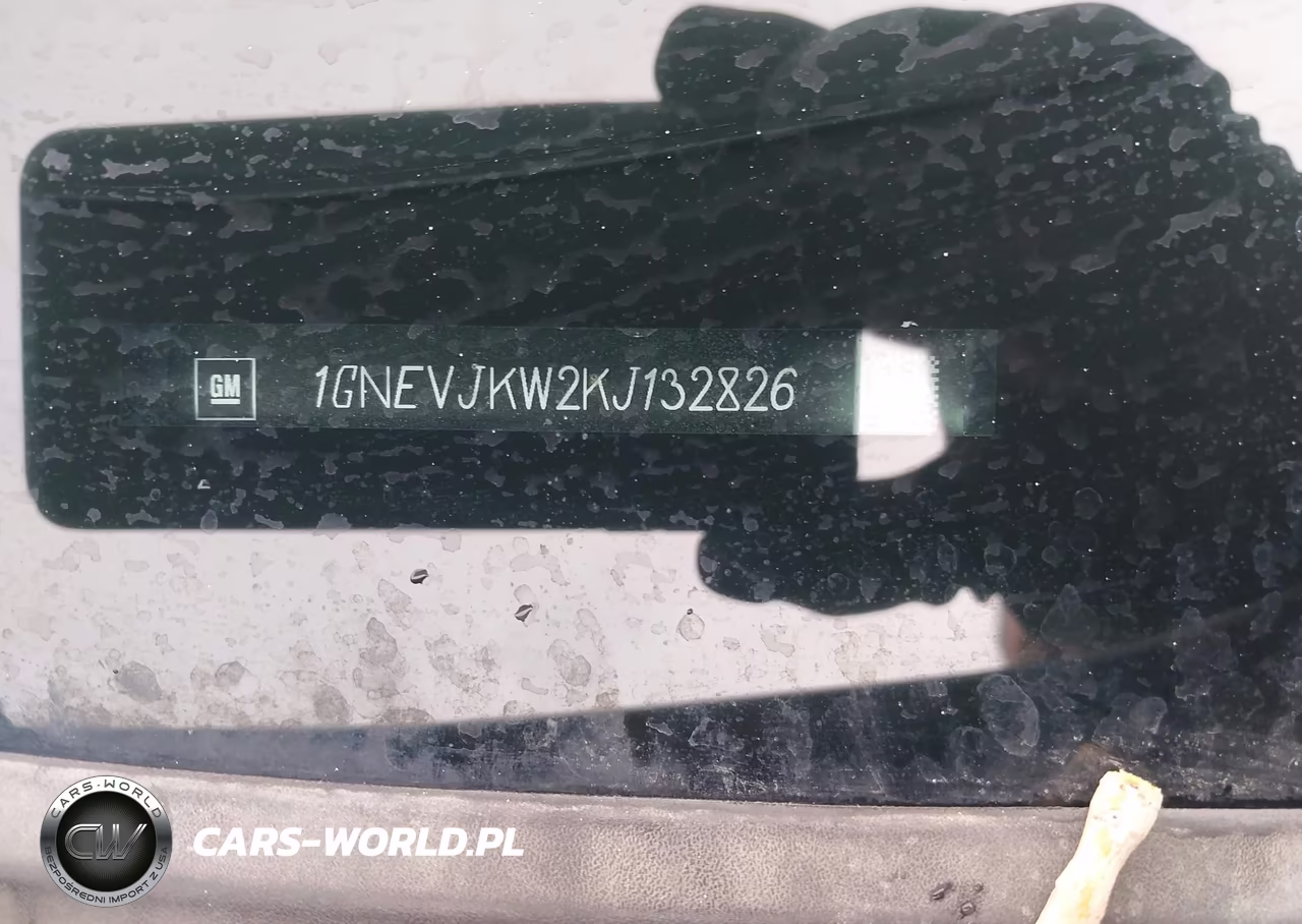 2019 Chevrolet Traverse High Country VIN:1GNEVJKW2KJ132826 - 9
