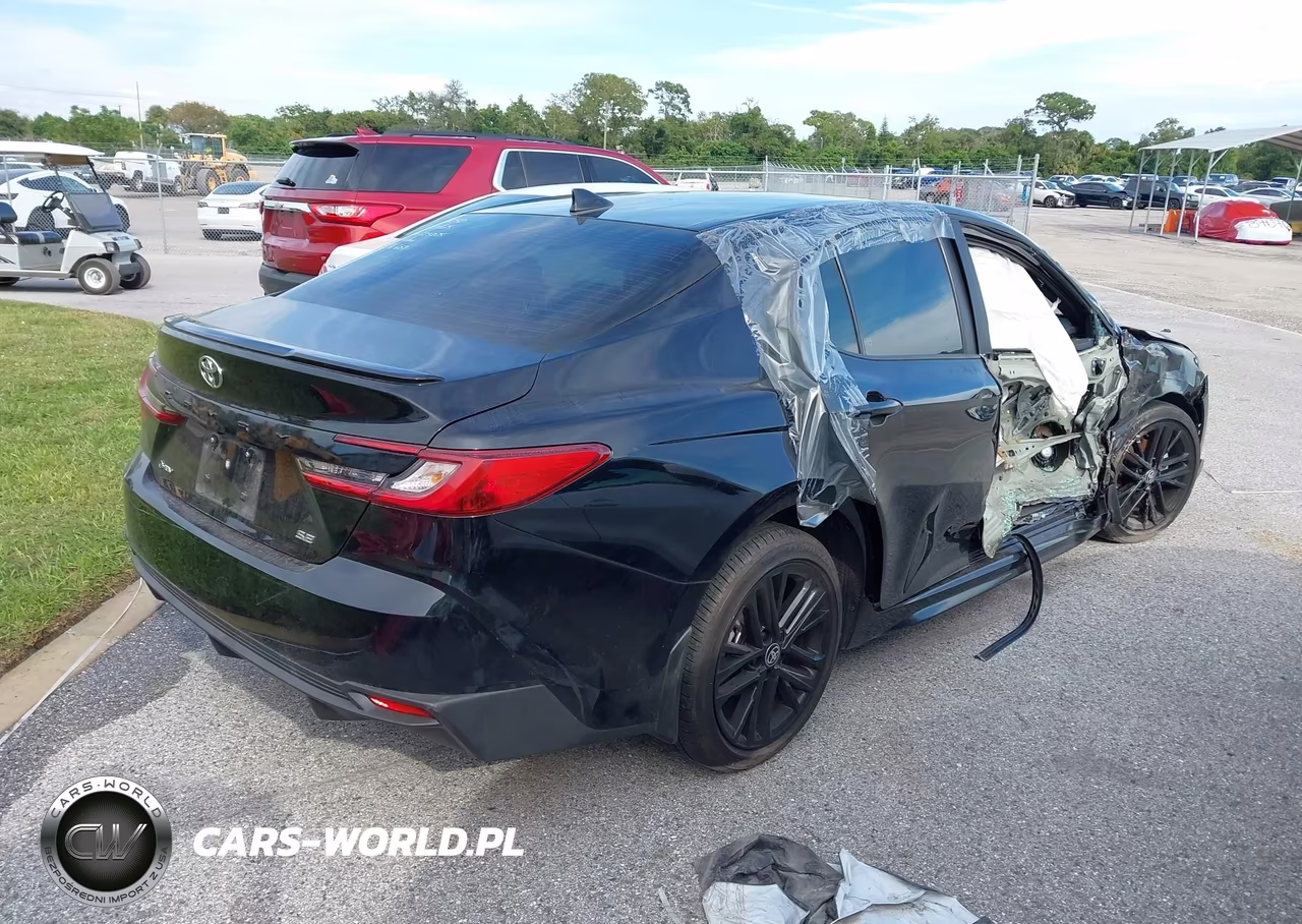 2025 Toyota Camry Se VIN:4T1DAACK5SU630699 - 4