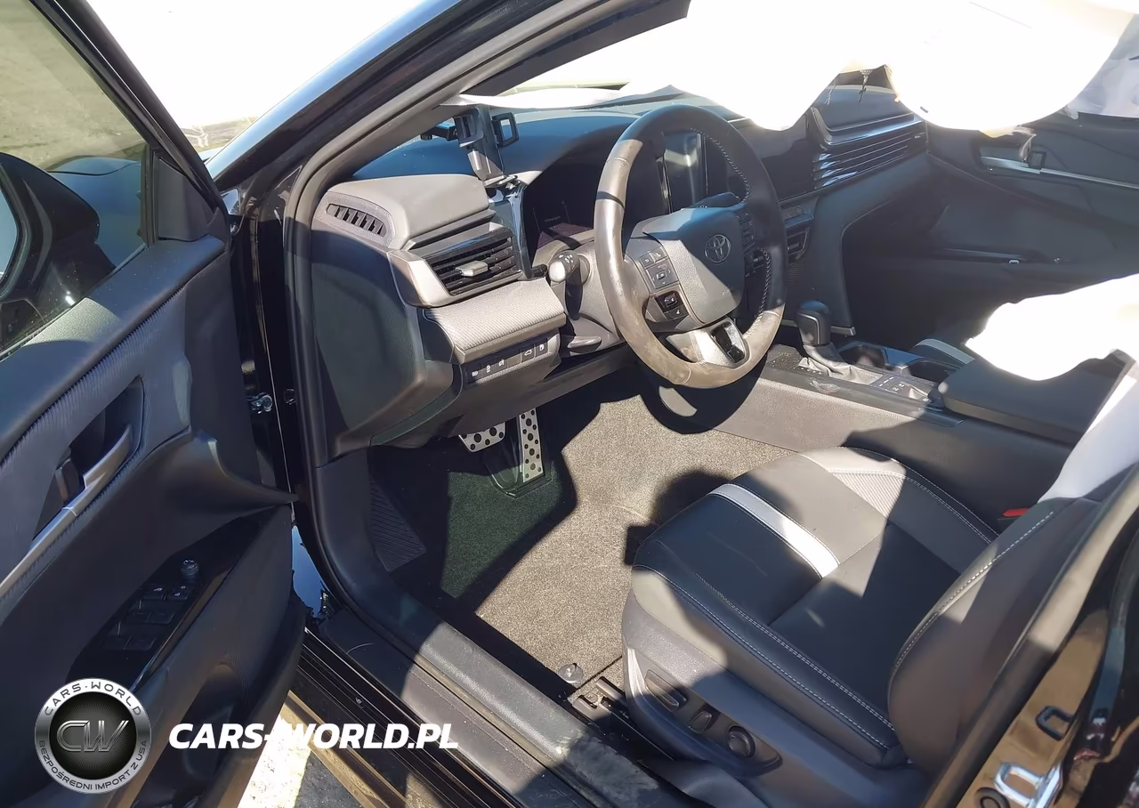 2025 Toyota Camry Se VIN:4T1DAACK5SU630699 - 5