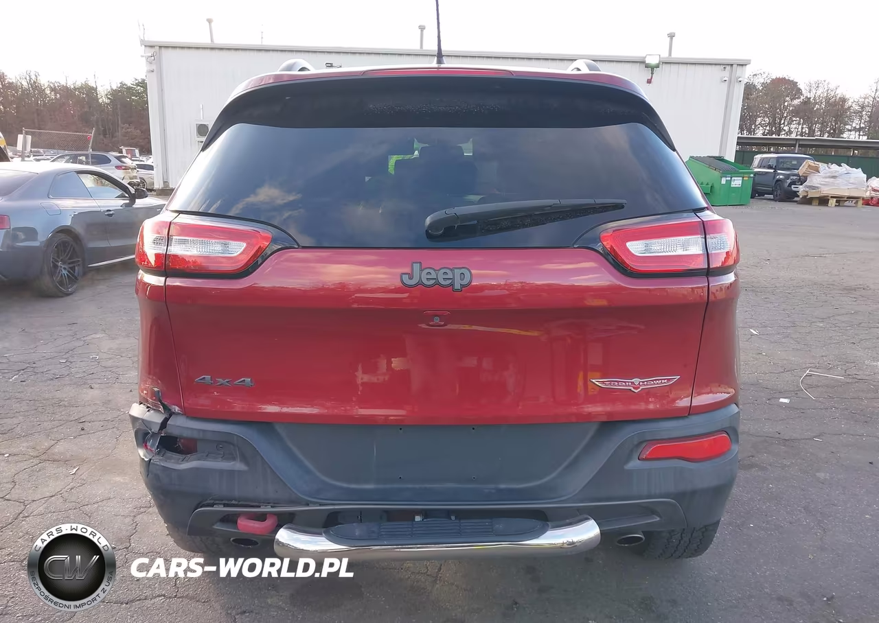 2015 Jeep Cherokee Trailhawk VIN:1C4PJMBS4FW752887 - 16