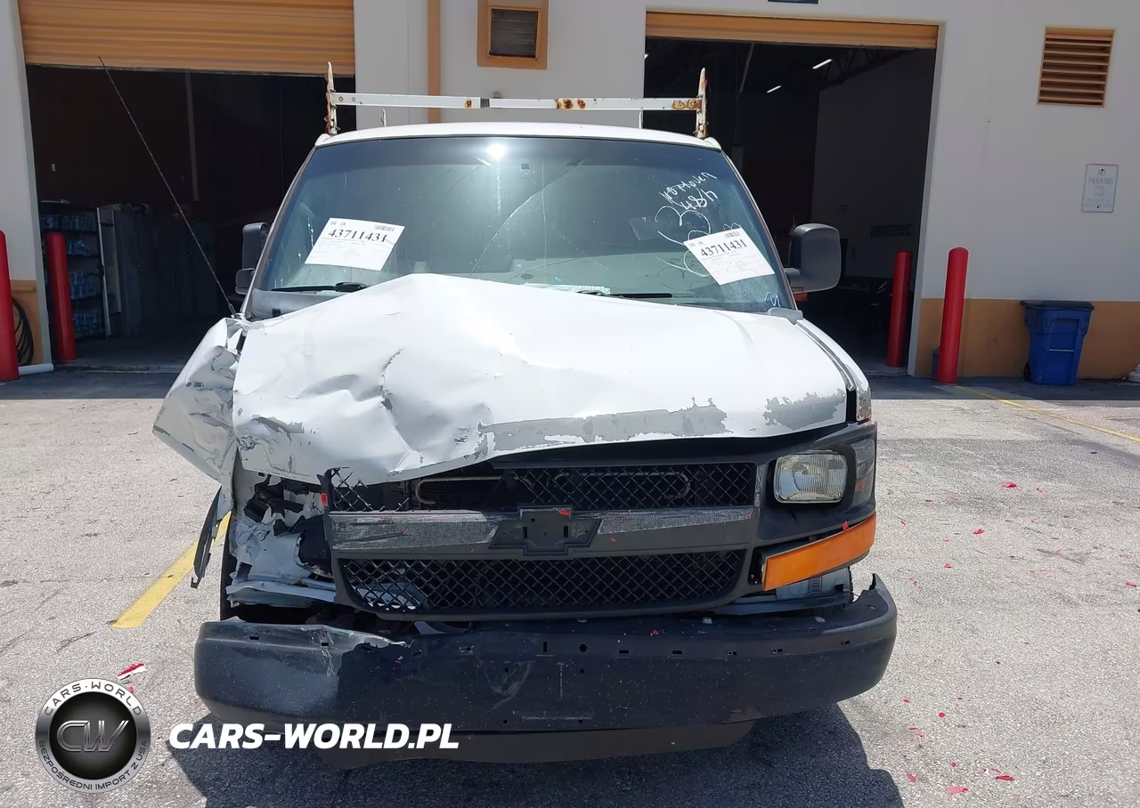 2012 Chevrolet Express 2500 Work Van VIN:1GCWGFBA4C1176630 - 6