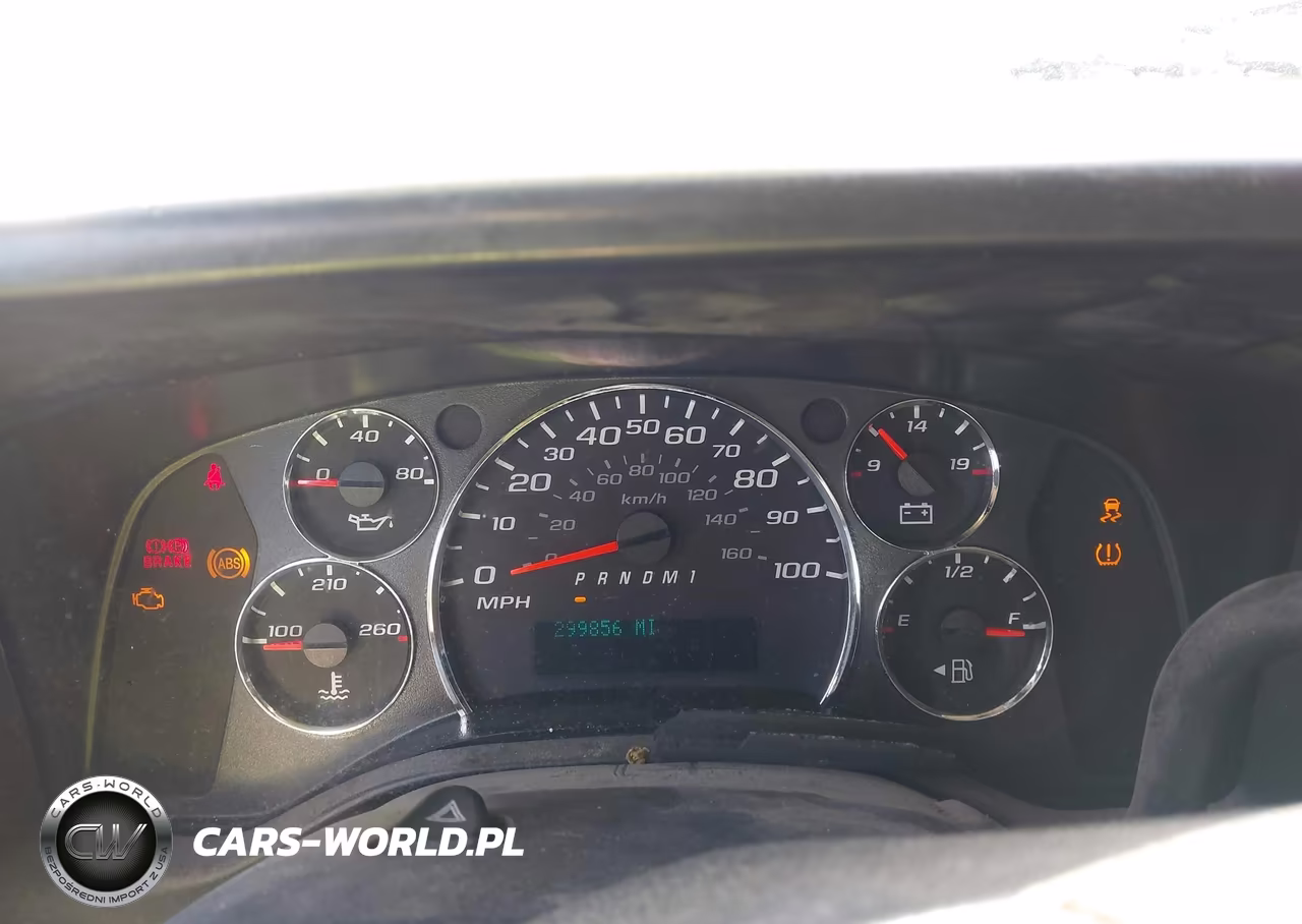 2012 Chevrolet Express 2500 Work Van VIN:1GCWGFBA4C1176630 - 7