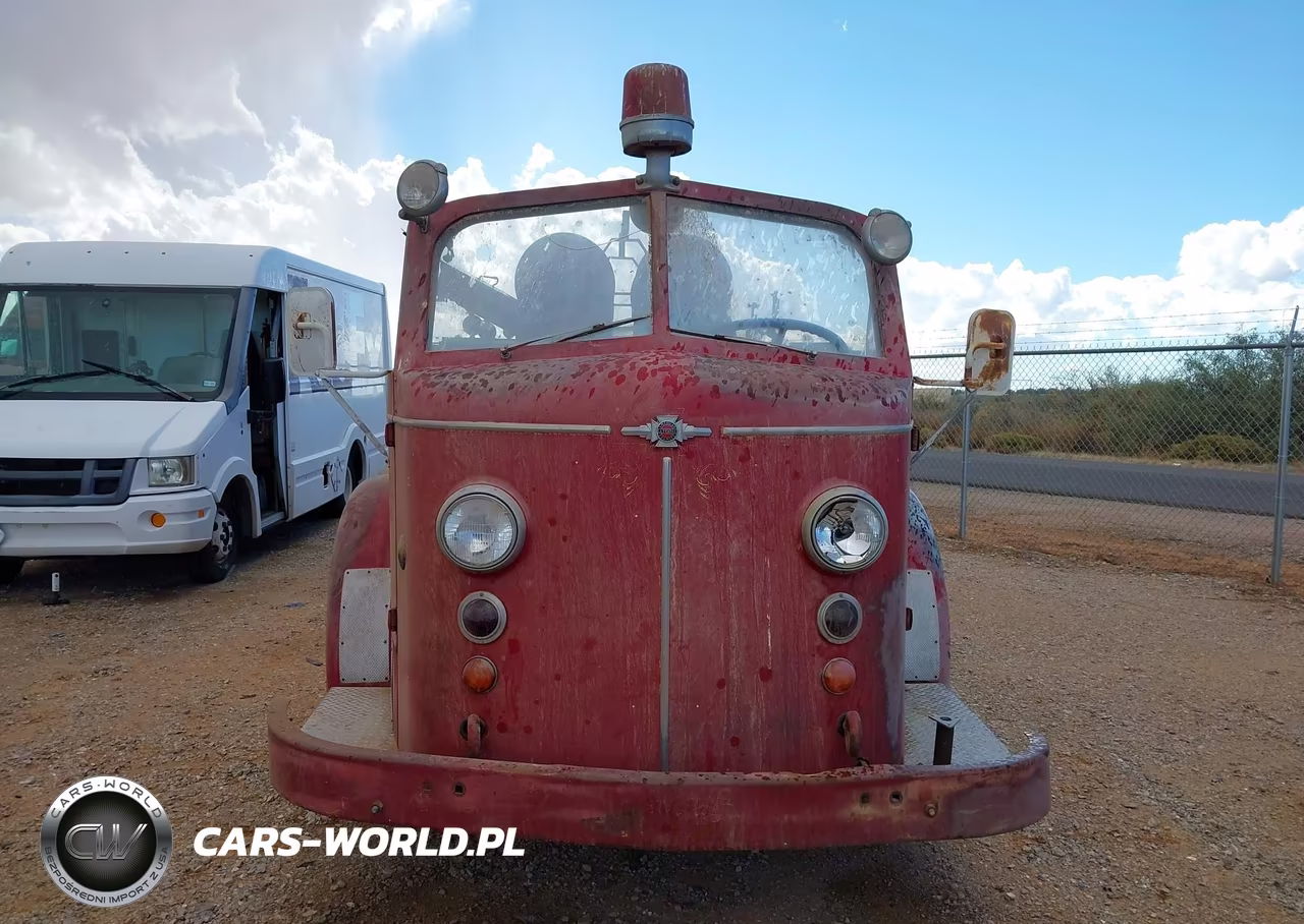 1952 American Lafrance Firetruck VIN:000000L4672 - 11