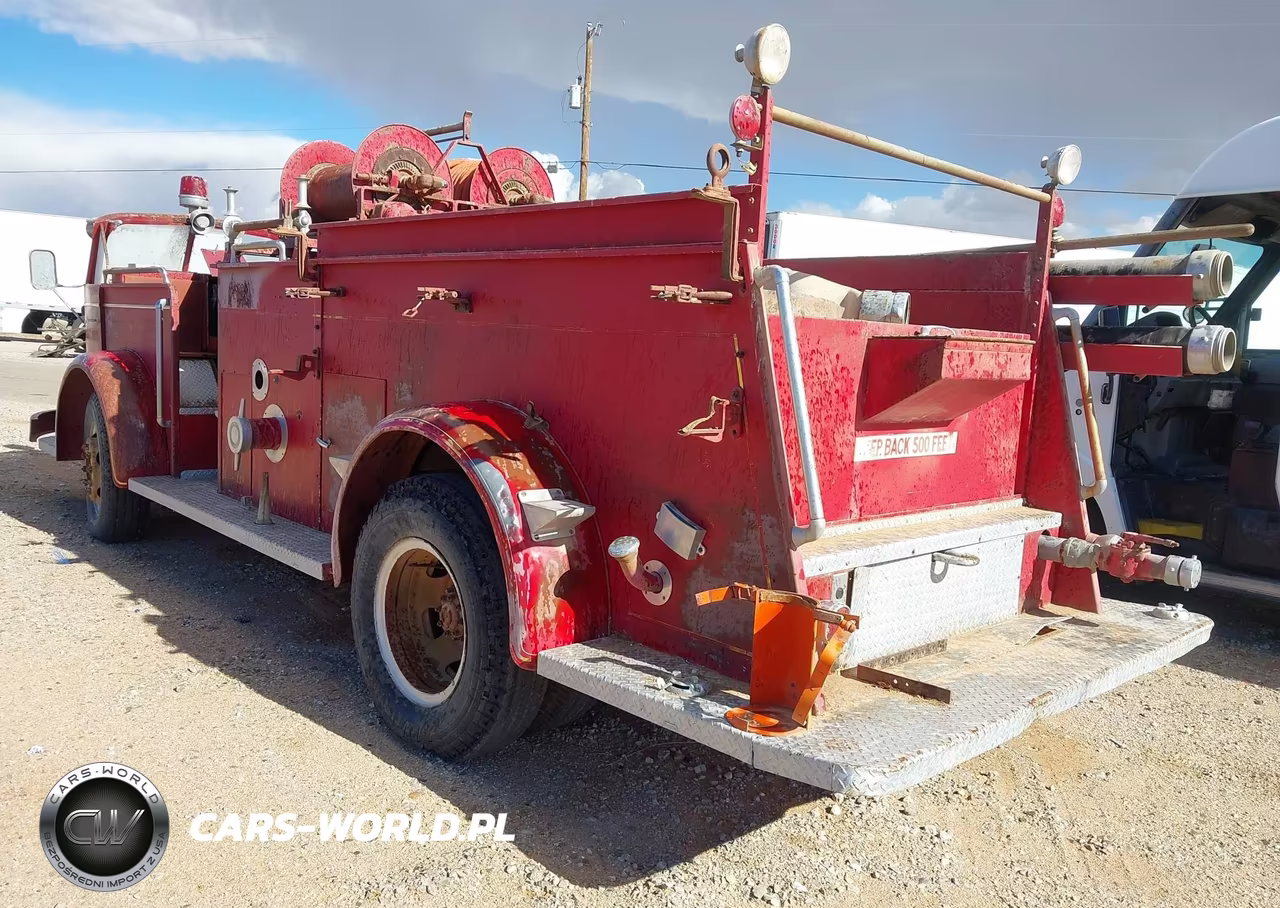 1952 American Lafrance Firetruck VIN:000000L4672 - 3