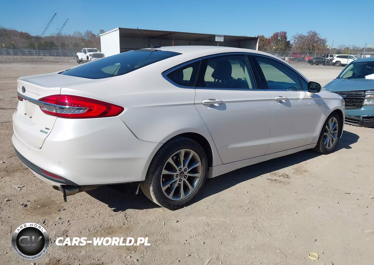 2017 Ford Fusion Se VIN:3FA6P0HD5HR341280 - 4