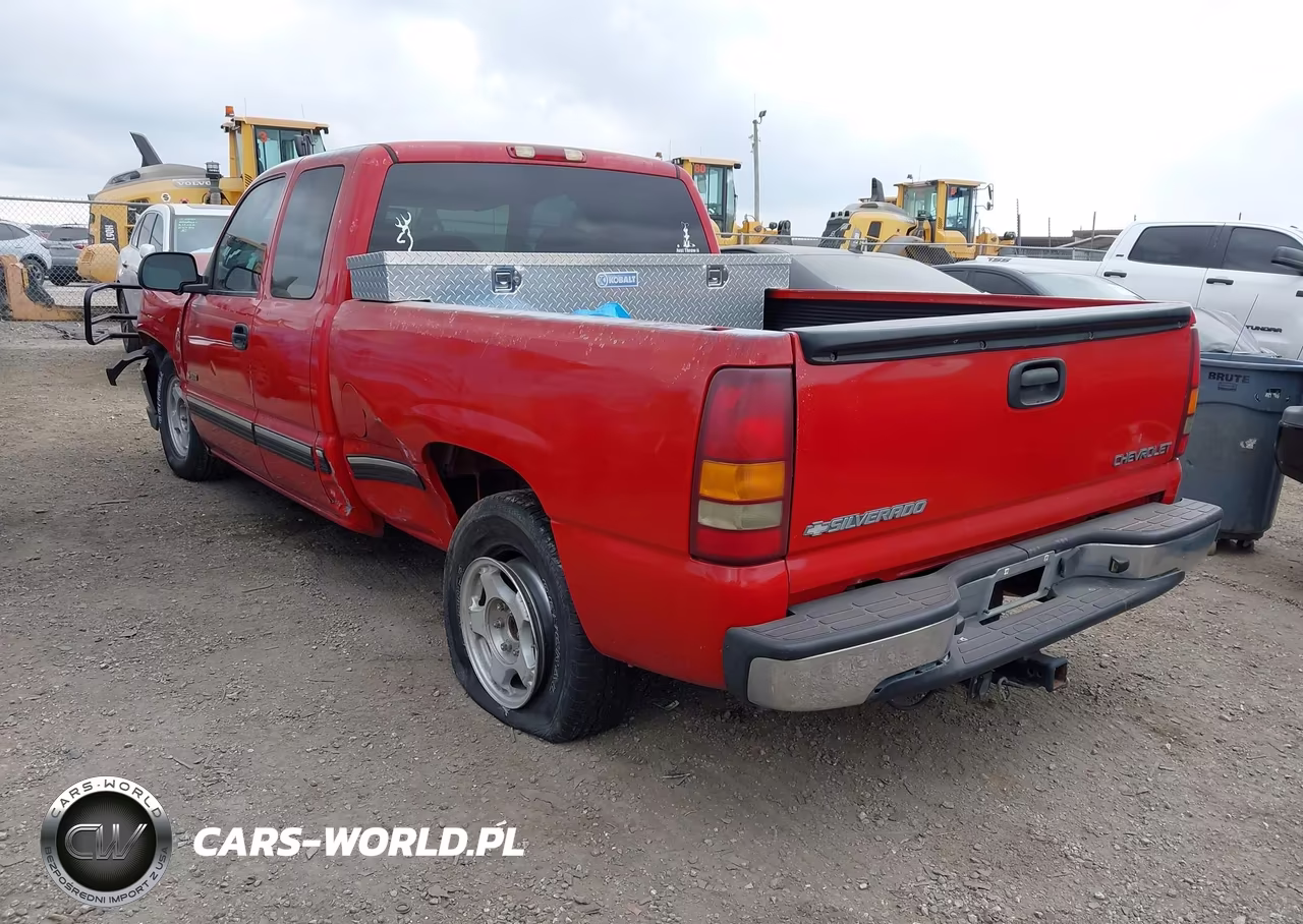 2002 Chevrolet Silverado 1500 Ls VIN:2GCEC19T821396279 - 3