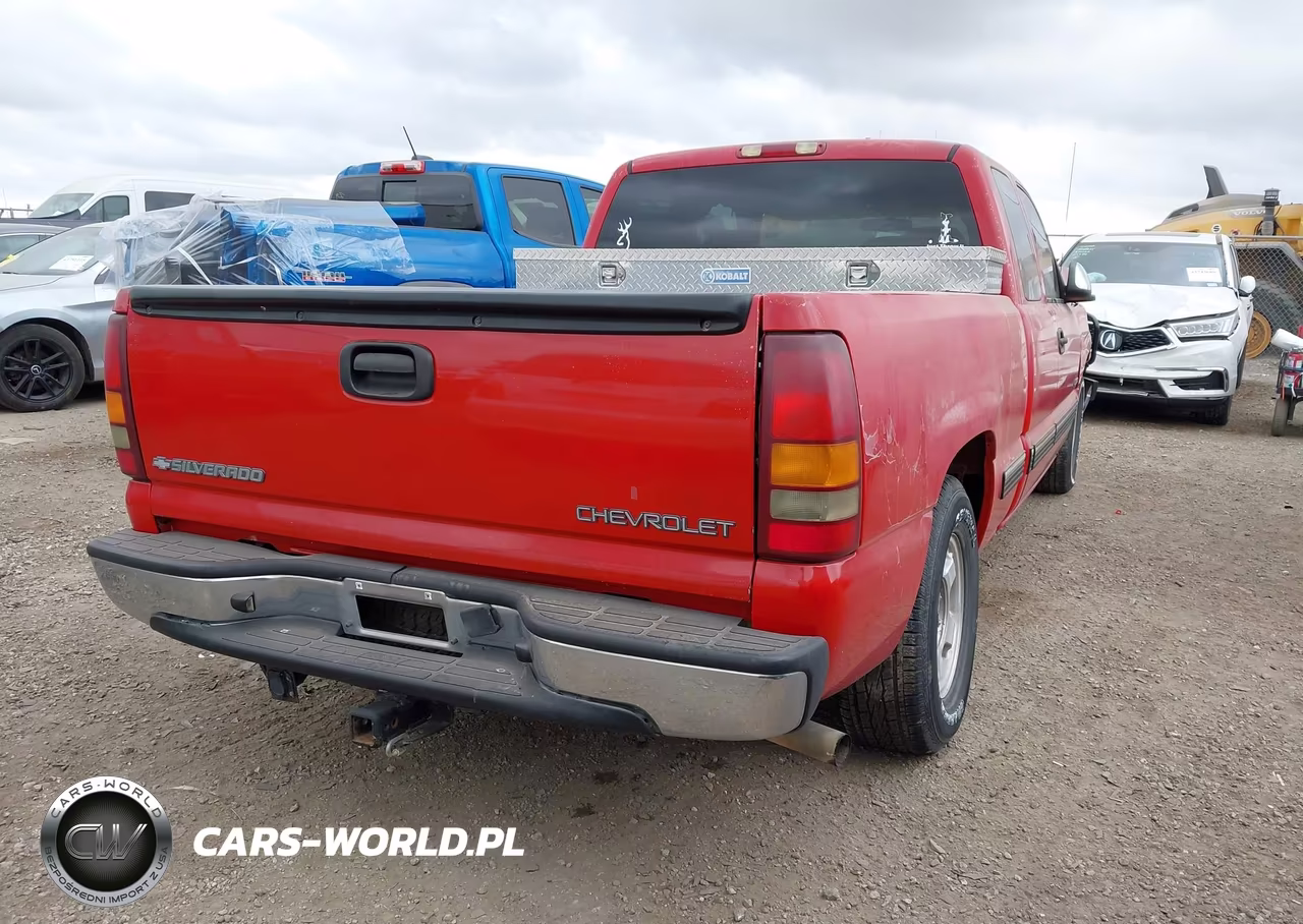 2002 Chevrolet Silverado 1500 Ls VIN:2GCEC19T821396279 - 4