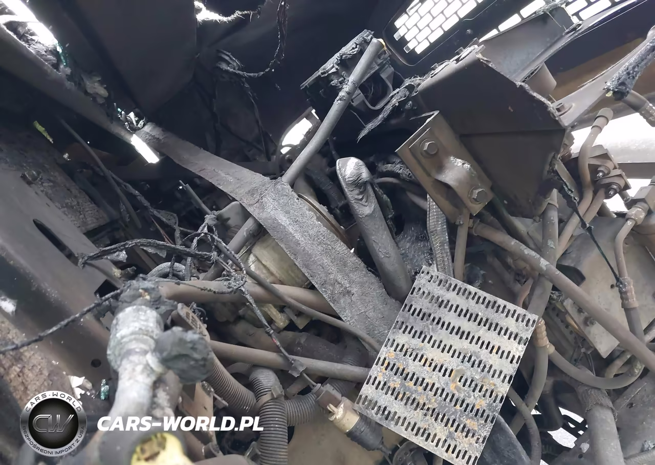 2017 Ford F-59 Commercial Stripped VIN:1F66F5KY6H0A00690 - 10
