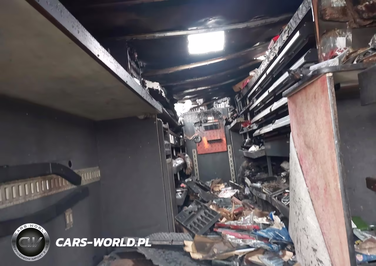 2017 Ford F-59 Commercial Stripped VIN:1F66F5KY6H0A00690 - 13