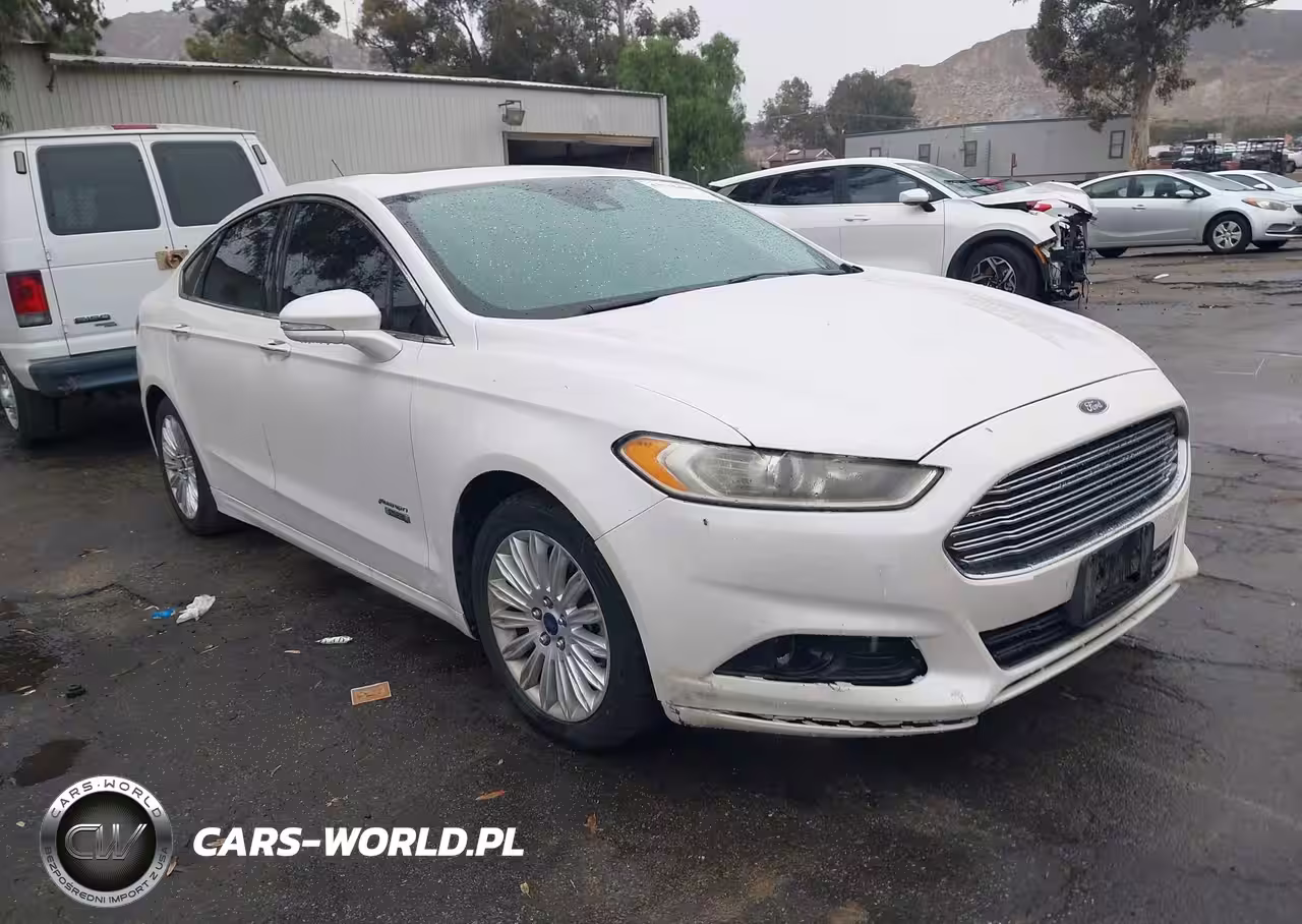 2014 Ford Fusion Energi Titanium