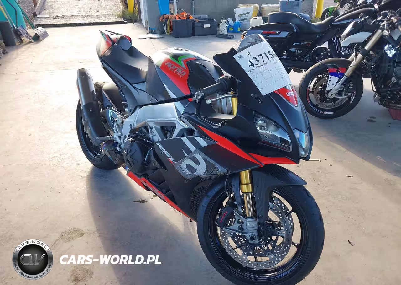2020 Aprilia Rsv4