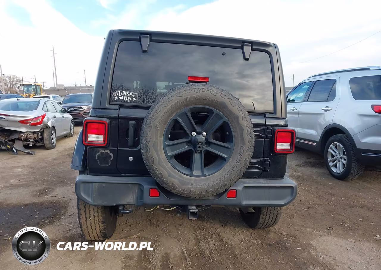 2019 Jeep Wrangler Unlimited Sahara 4X4 VIN:1C4HJXEN1KW620093 - 16