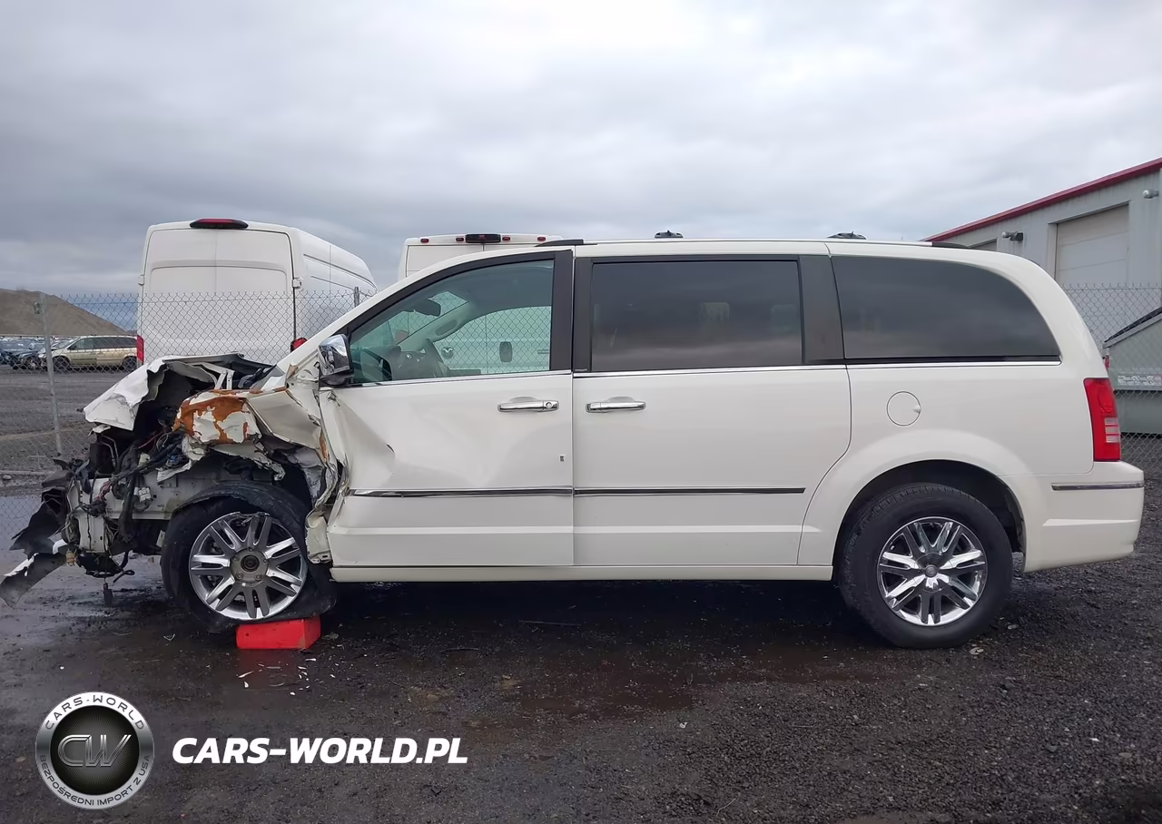 2010 Chrysler Town & Country New Limited VIN:2A4RR7DX4AR468215 - 15