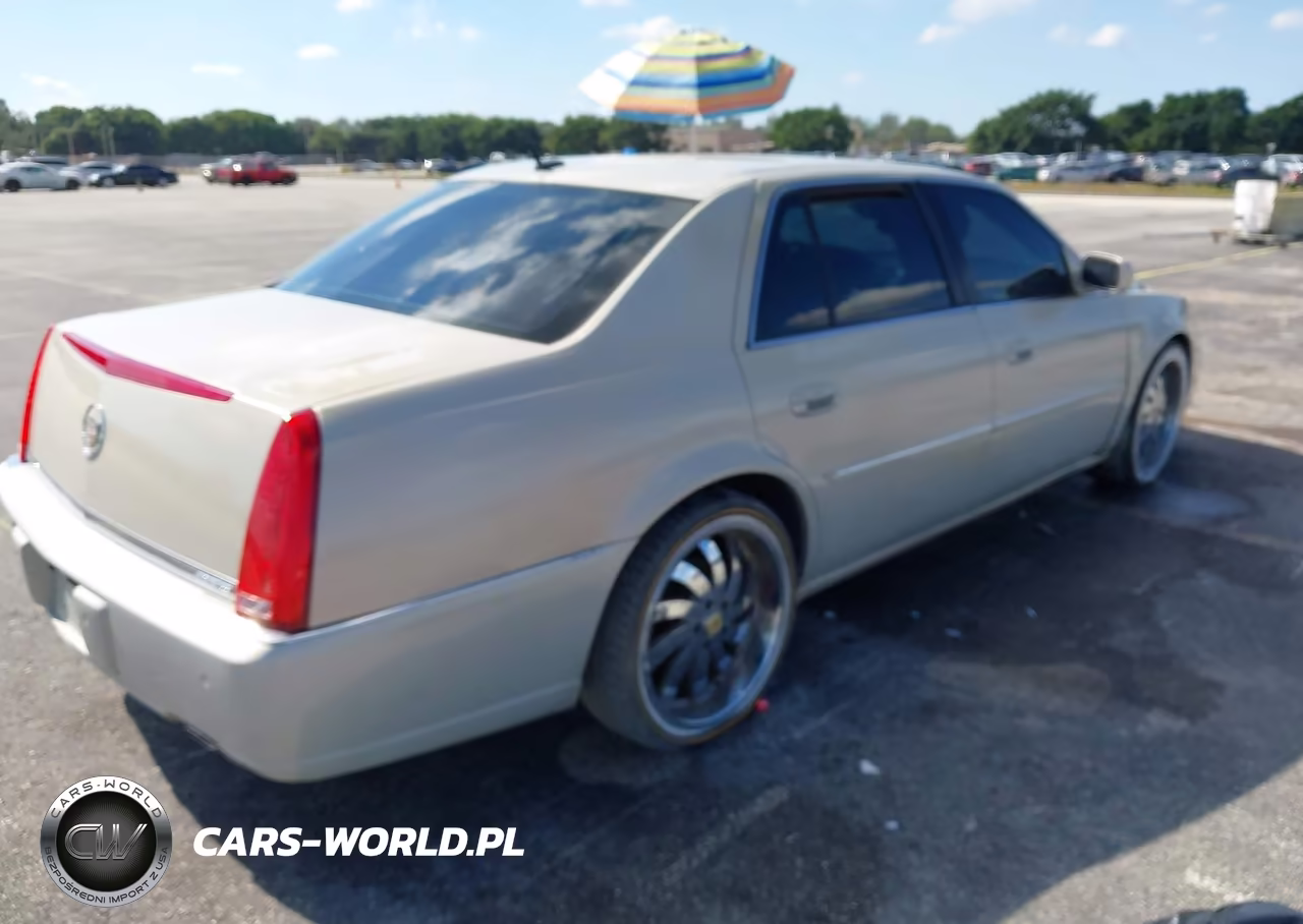 2007 Cadillac Dts Luxury I VIN:1G6KD57Y47U198416 - 4