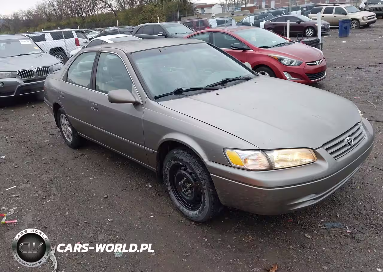1999 Toyota Camry Le V6