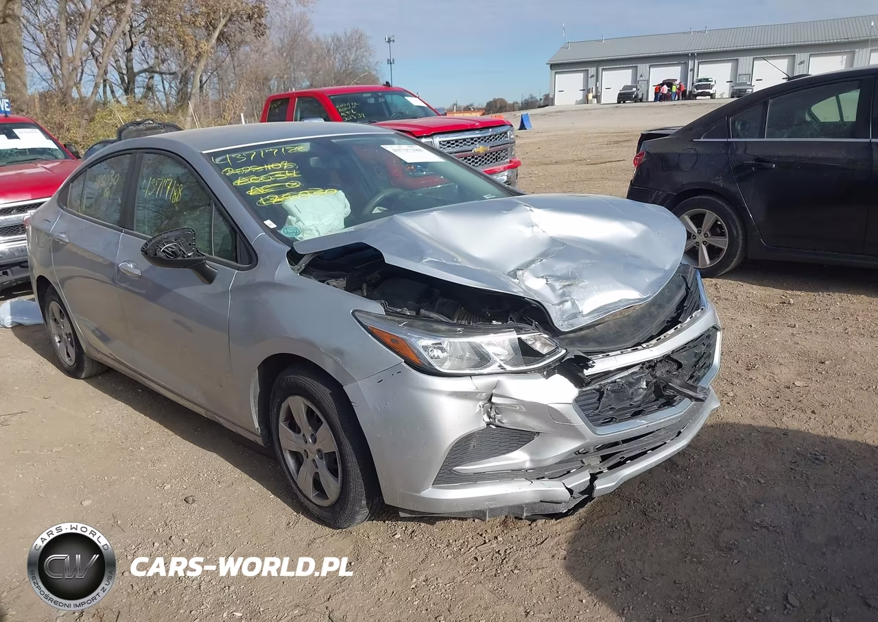 2018 Chevrolet Cruze Ls Auto – zdjęcie 1 z 16