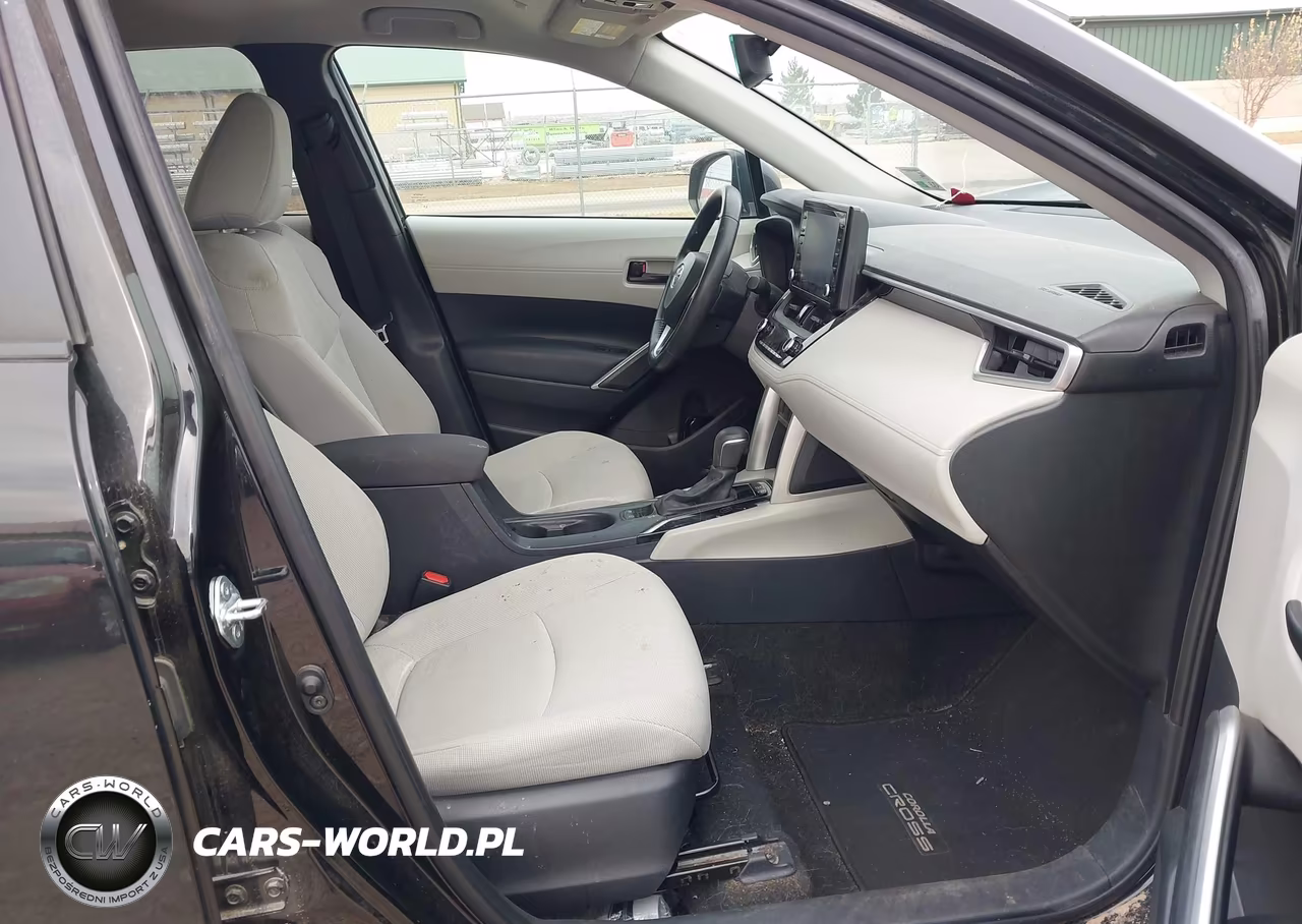 2022 Toyota Corolla Cross Le VIN:7MUCAAAG2NV008168 - 5