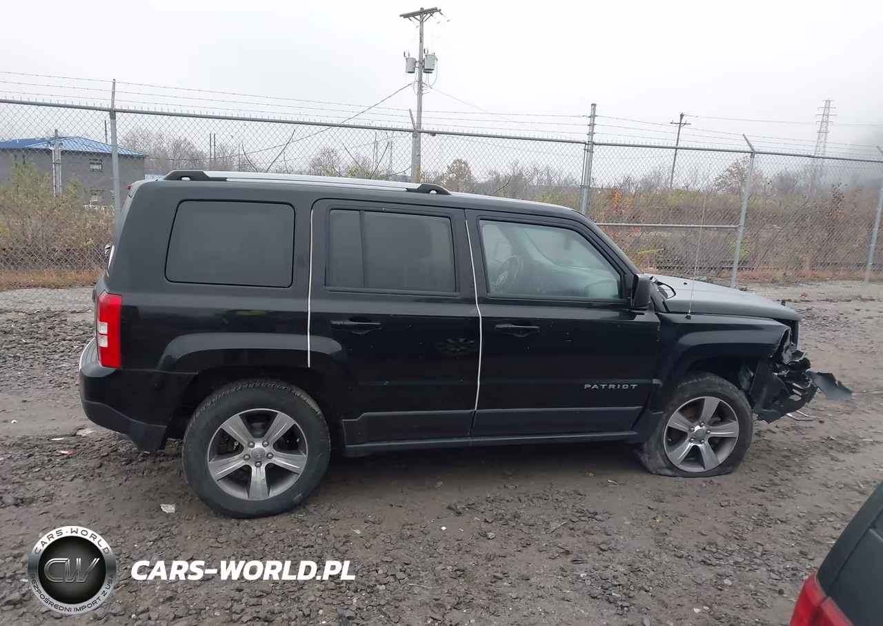 2017 Jeep Patriot High Altitude 4X4 VIN:1C4NJRFB0HD179564 - 13