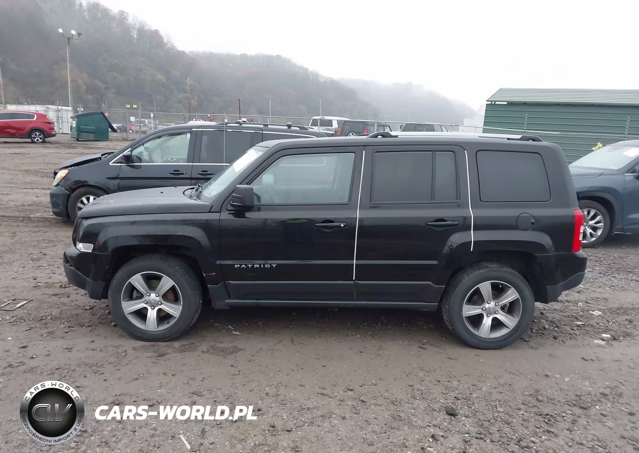 2017 Jeep Patriot High Altitude 4X4 VIN:1C4NJRFB0HD179564 - 14