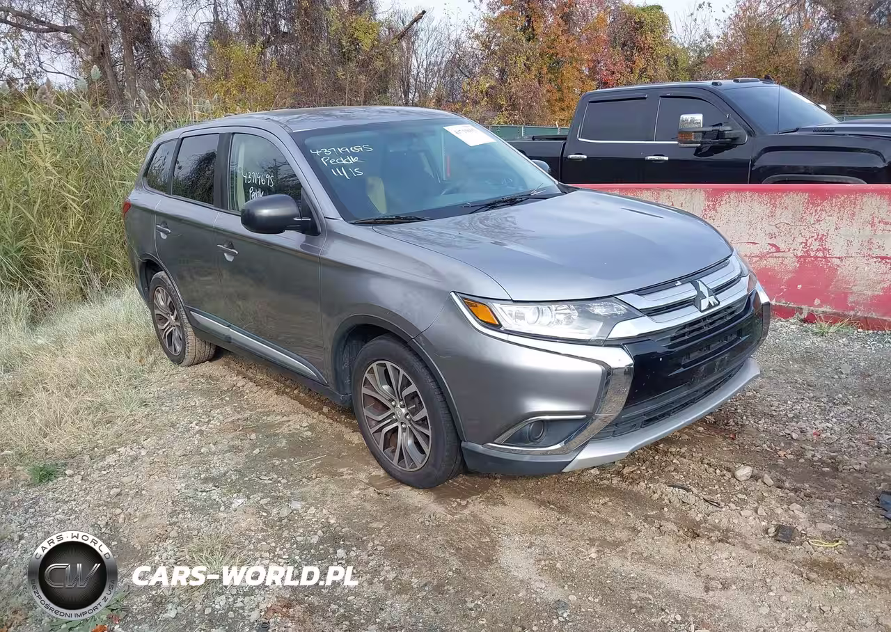 2018 Mitsubishi Outlander Es