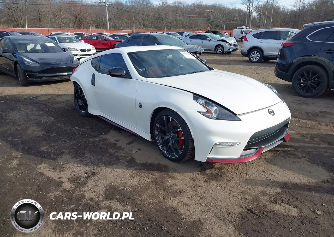 2015 Nissan 370Z Nismo Tech